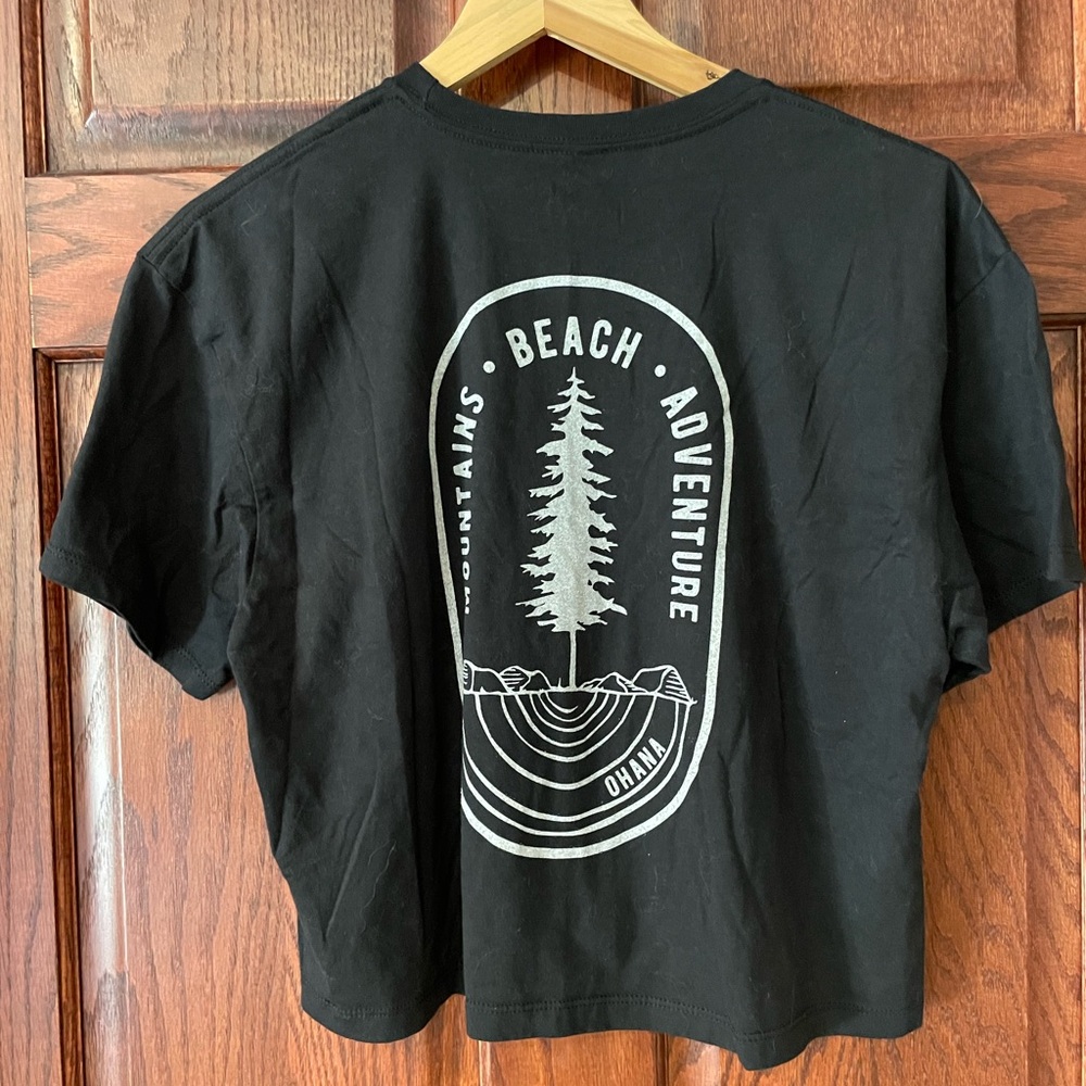 Black Crop Top with Mountains Beach Adventure Graphic Design